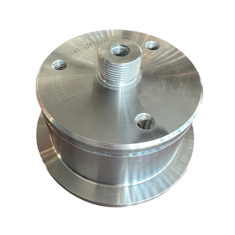 How does the bottom of the tank of construction machinery parts directly affect the service life of the whole machine?