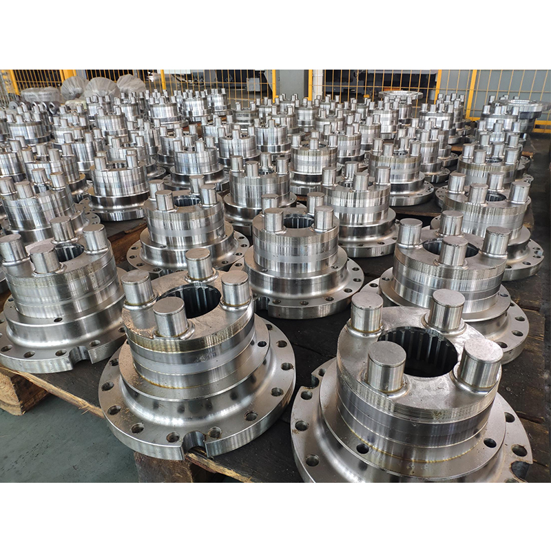 How can the surface treatment technology of large flange, an engineering machinery accessory, improve its wear resistance?